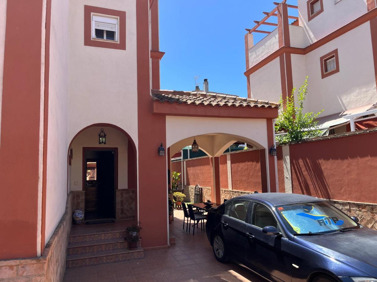 Casa Con Piscina Cerca De Sevilla Экстерьер фото